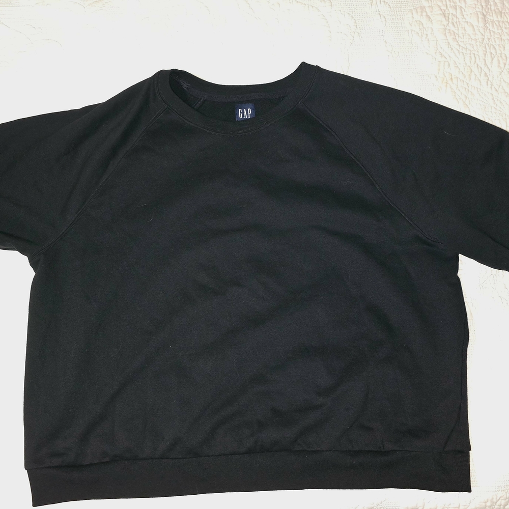 GAP Jet Black Crewneck Sweatshirt